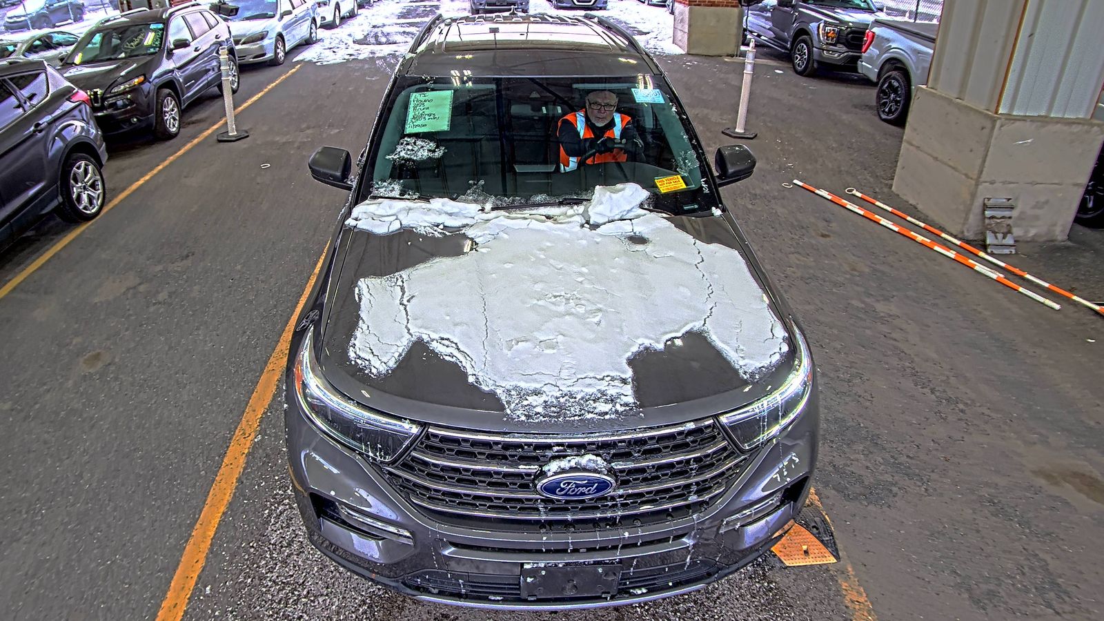2023 Ford Explorer XLT AWD
