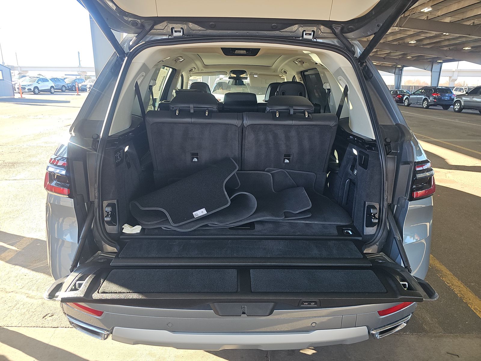 2025 BMW X7 xDrive40i AWD