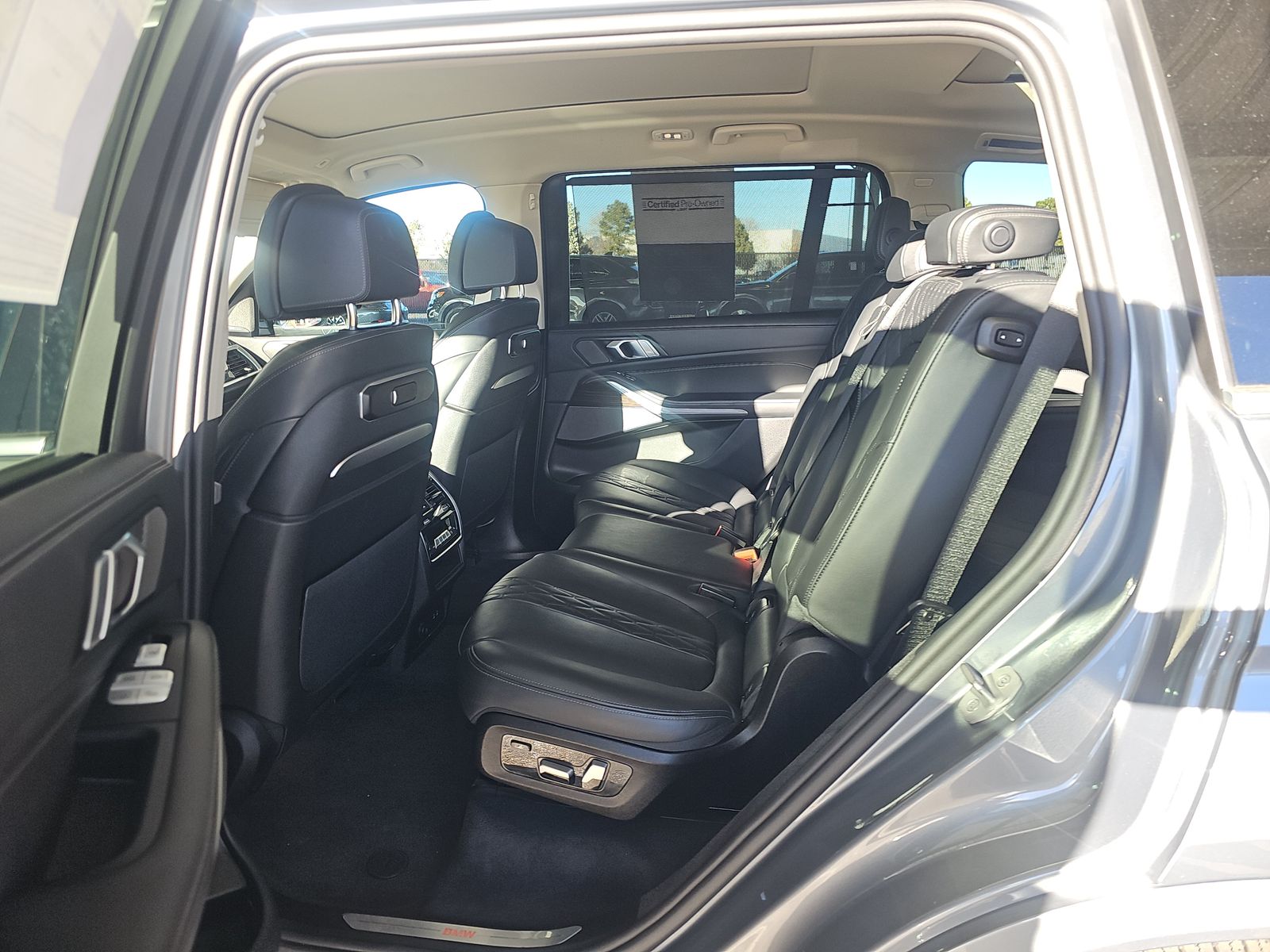 2025 BMW X7 xDrive40i AWD