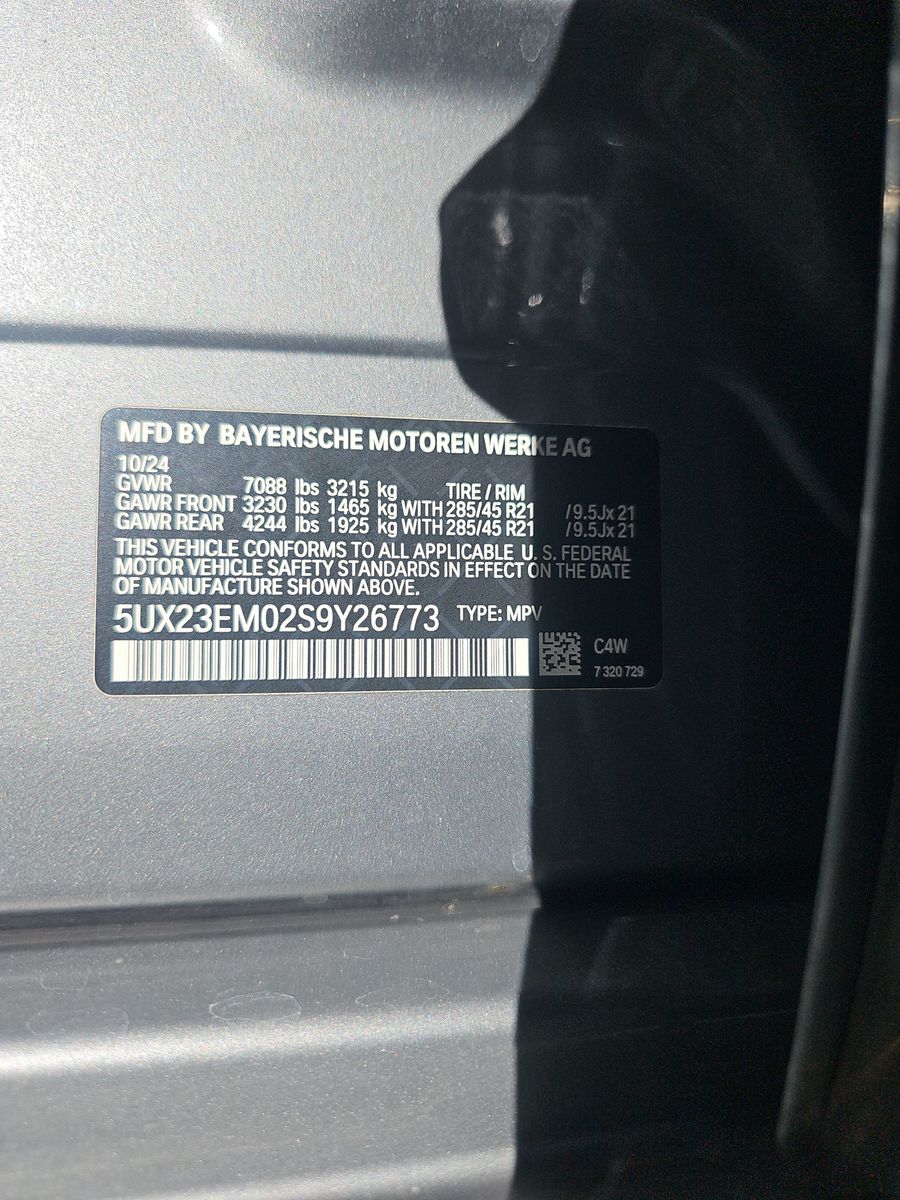 2025 BMW X7 xDrive40i AWD