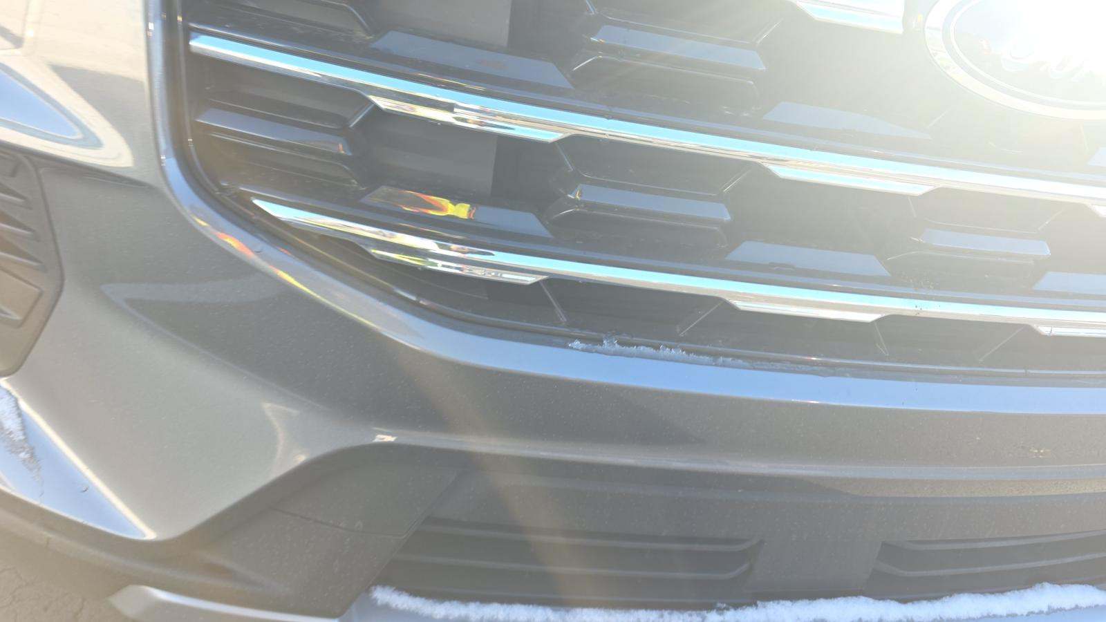 2025 Ford Explorer Active AWD