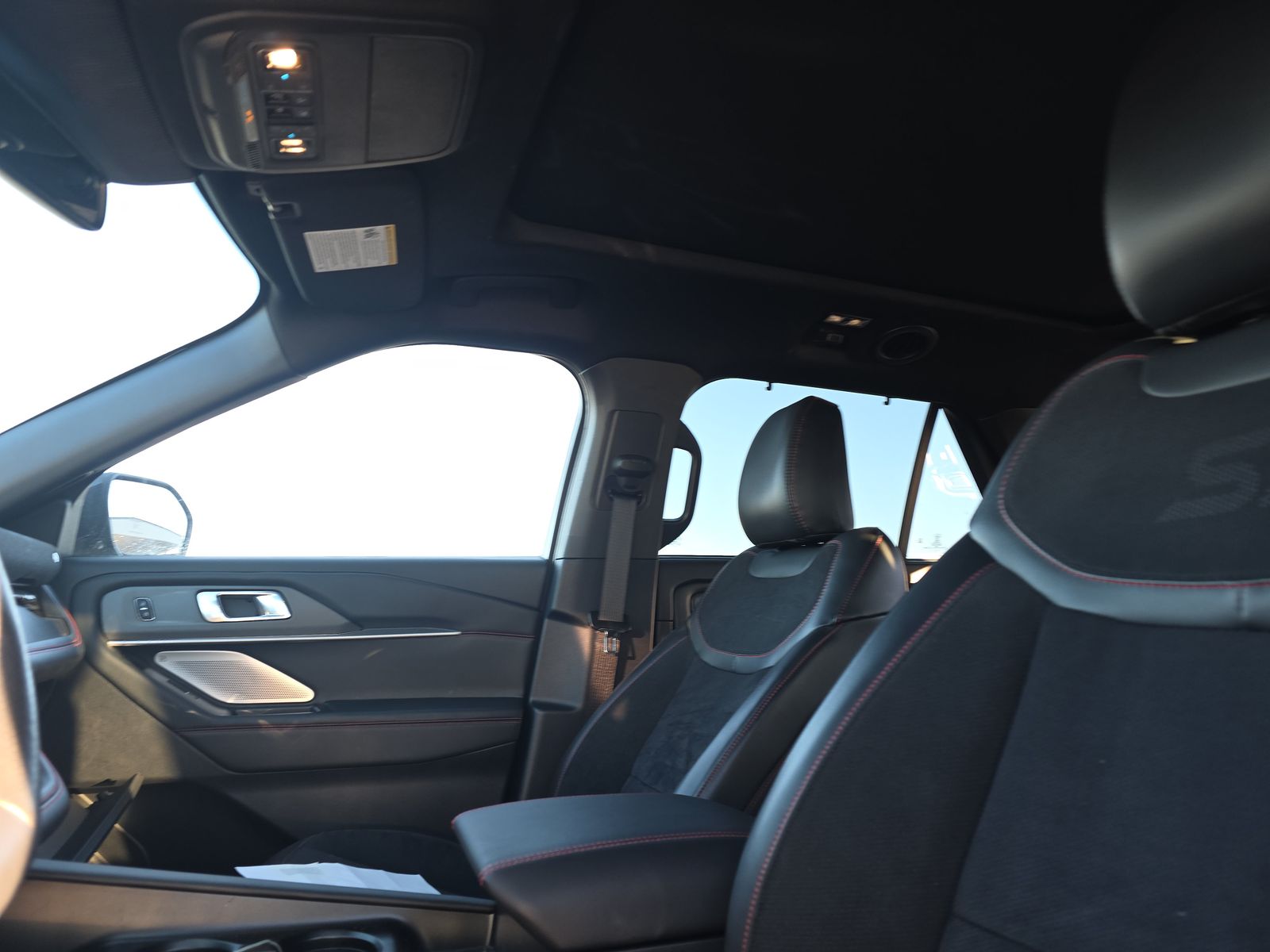 2025 Ford Explorer ST AWD