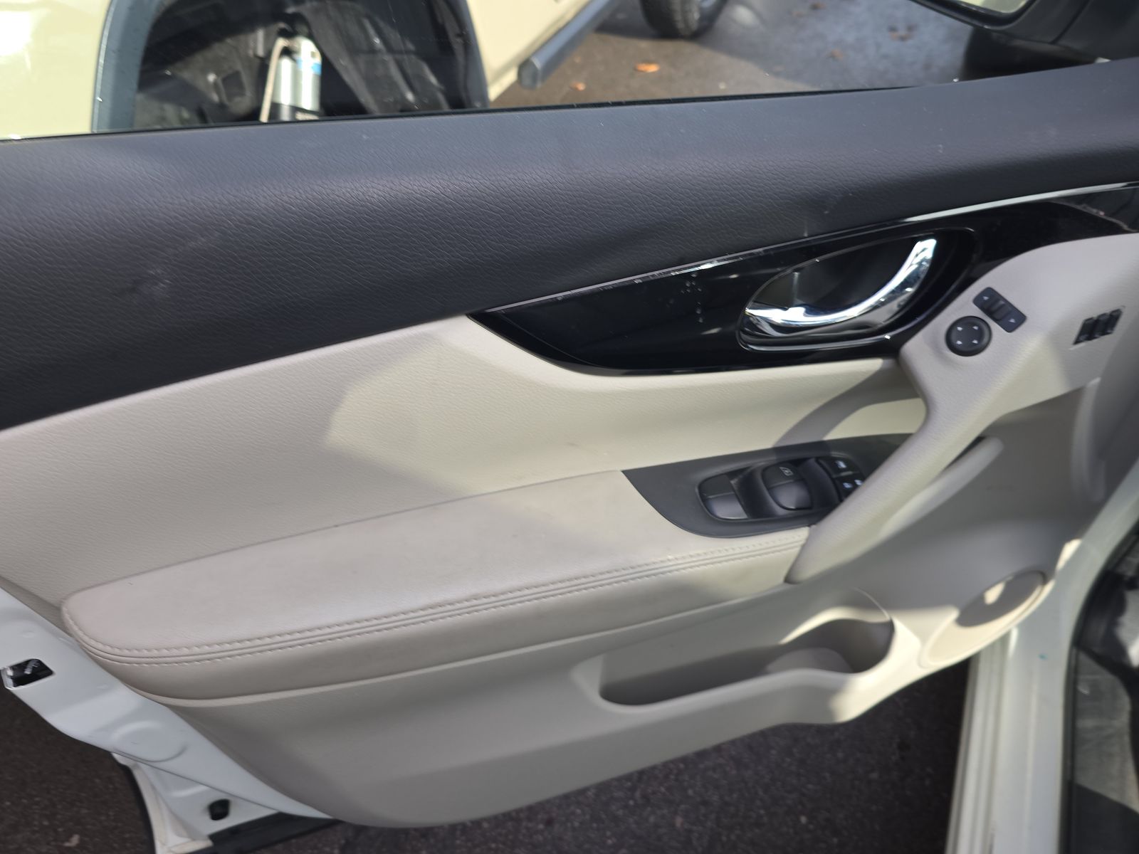 2022 Nissan Rogue Sport SL AWD