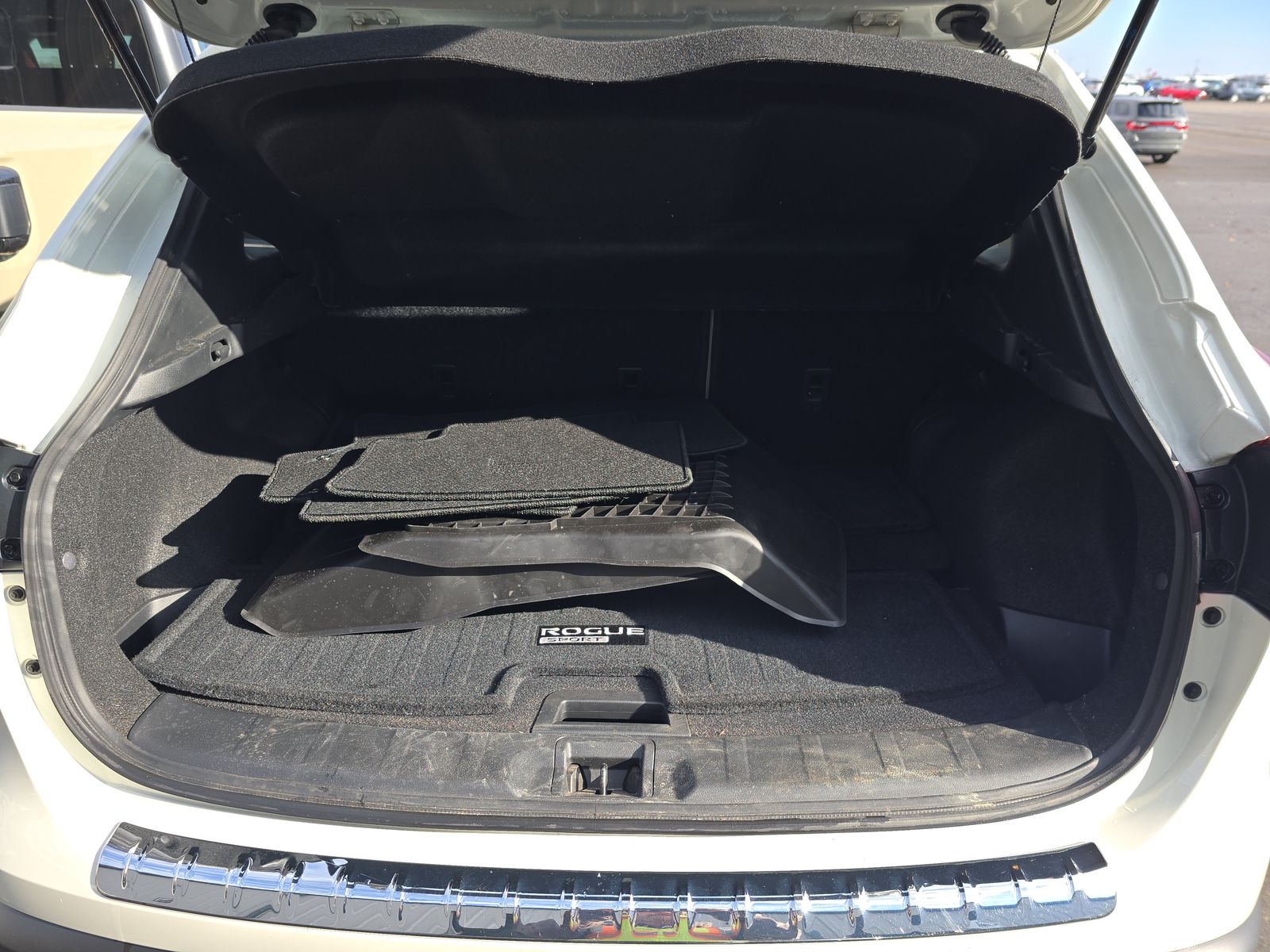 2022 Nissan Rogue Sport SL AWD