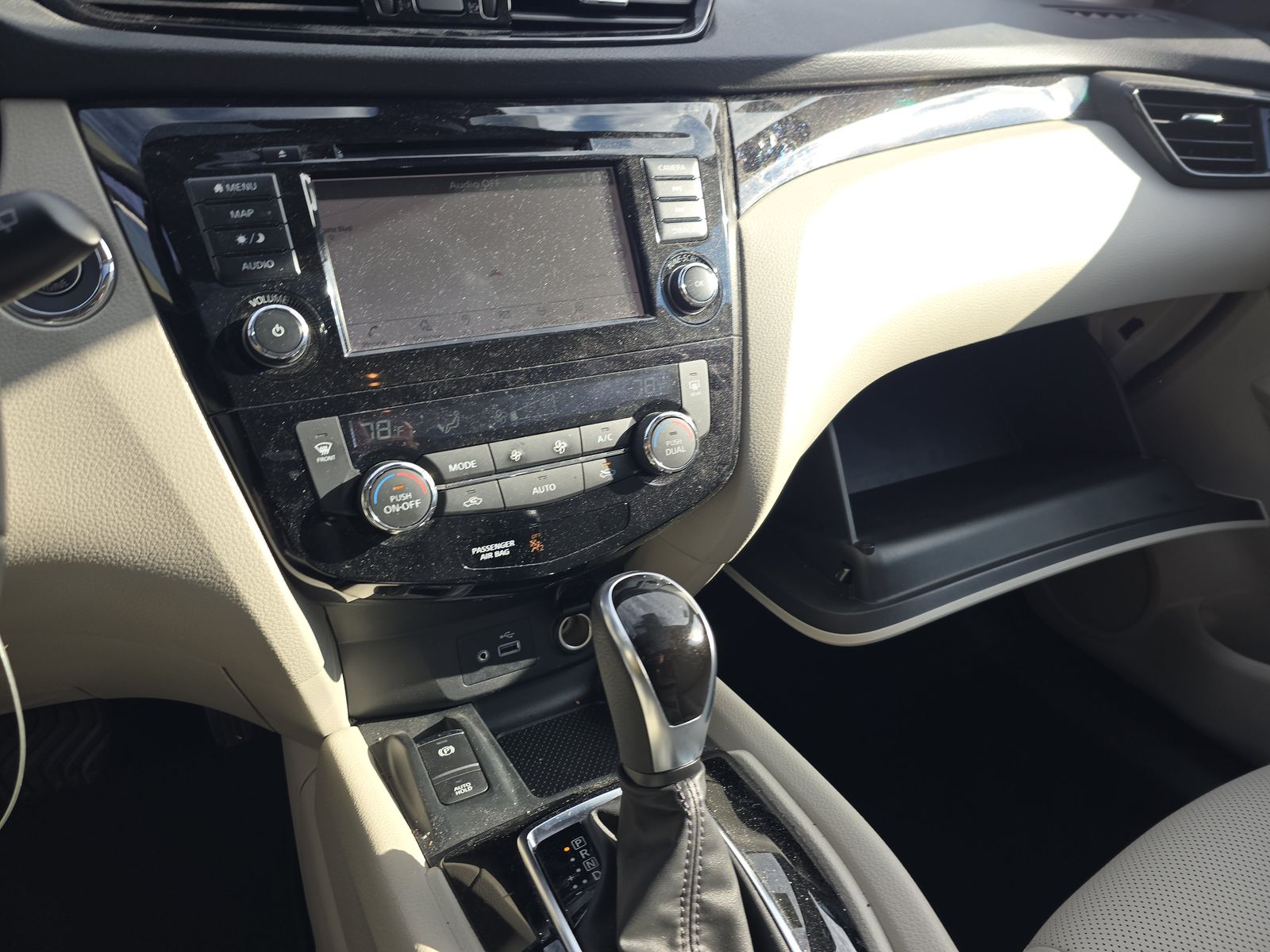 2022 Nissan Rogue Sport SL AWD