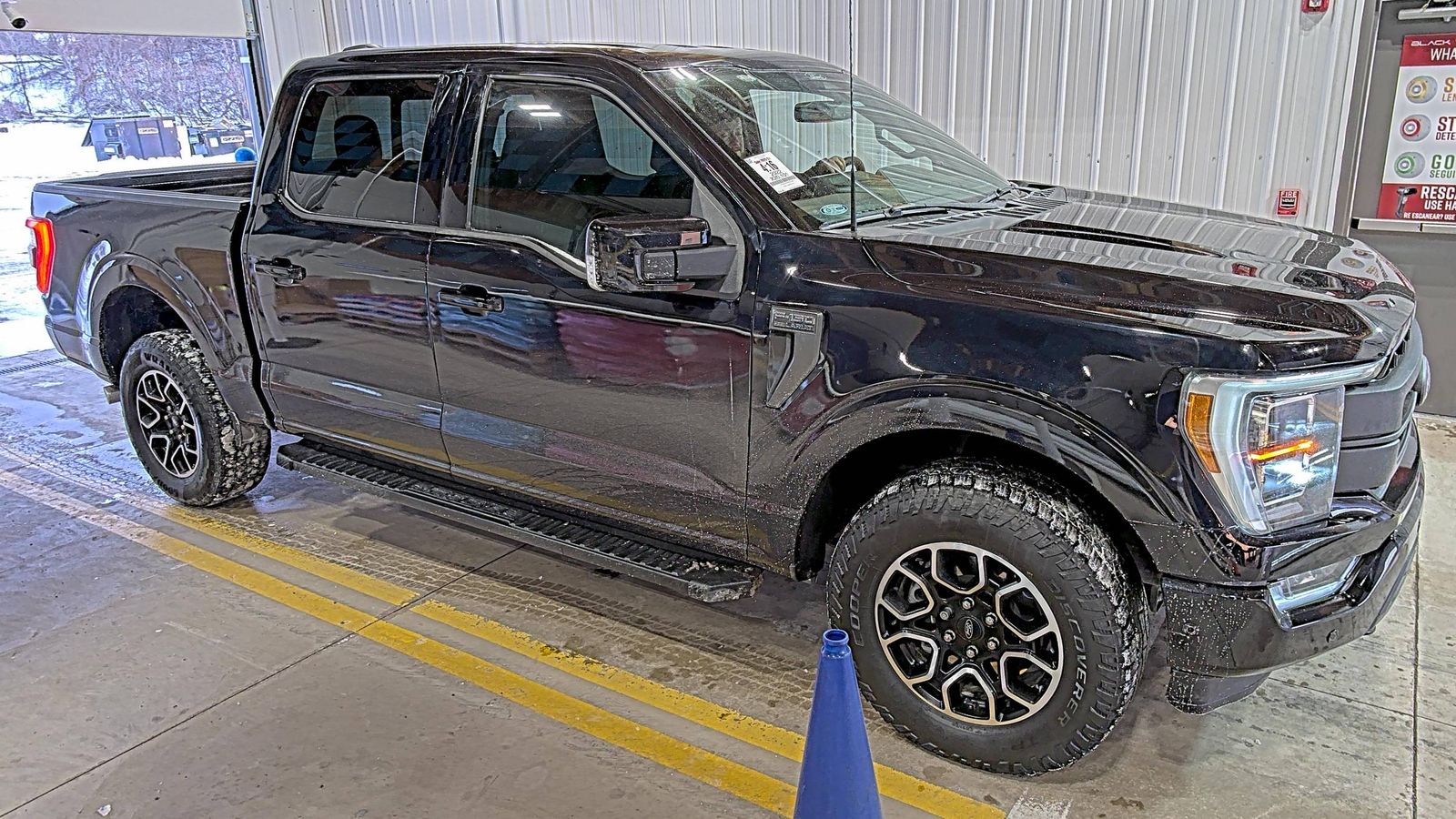 2022 Ford F-150 Lariat AWD