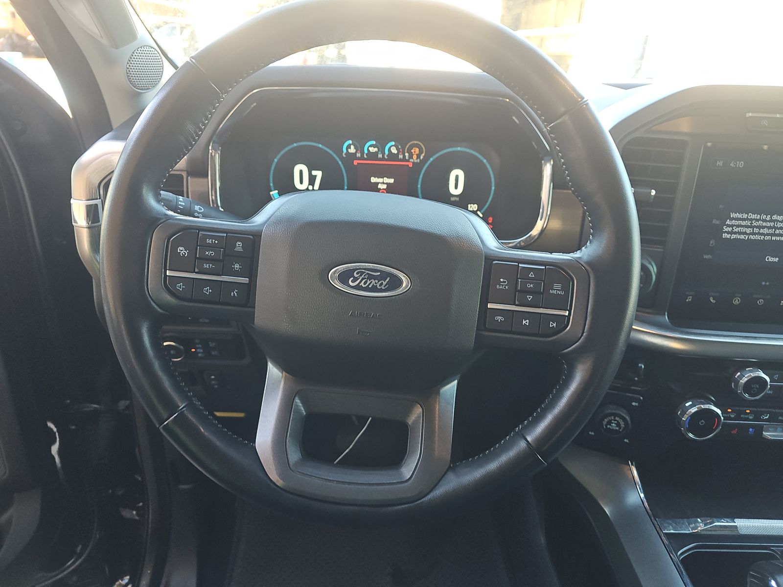 2023 Ford F-150 Lariat AWD