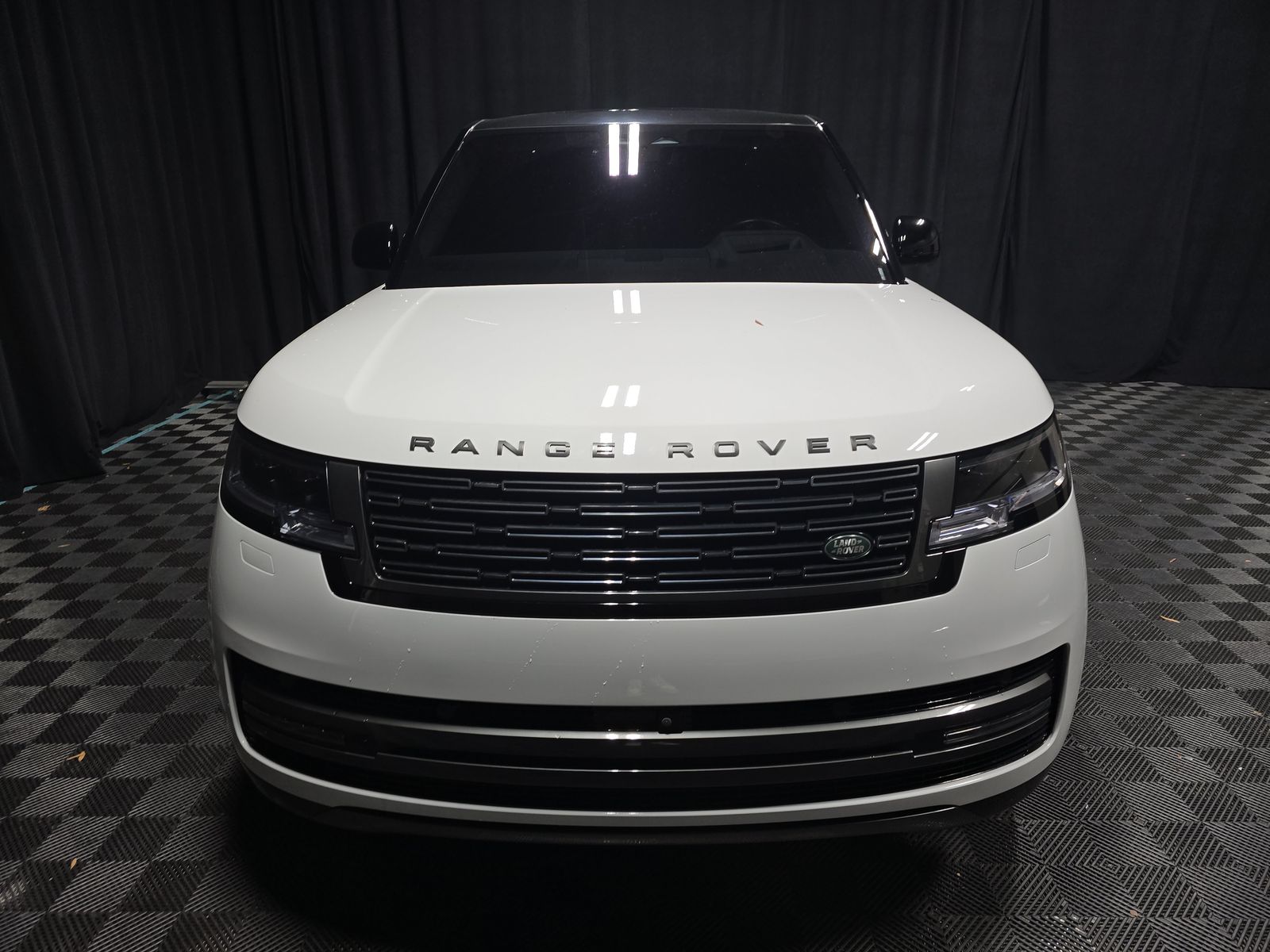 2023 Land Rover Range Rover SE AWD