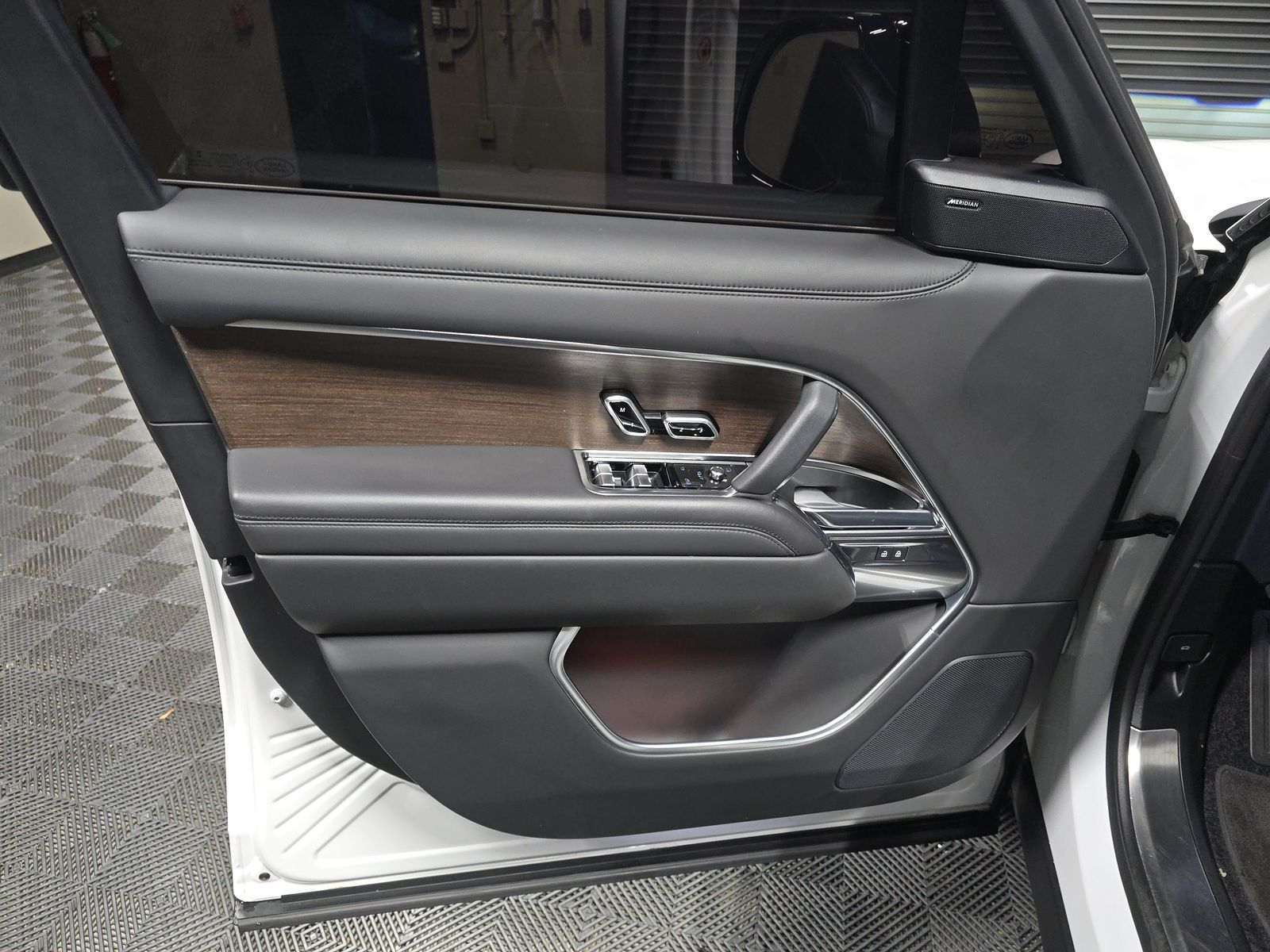 2023 Land Rover Range Rover SE AWD