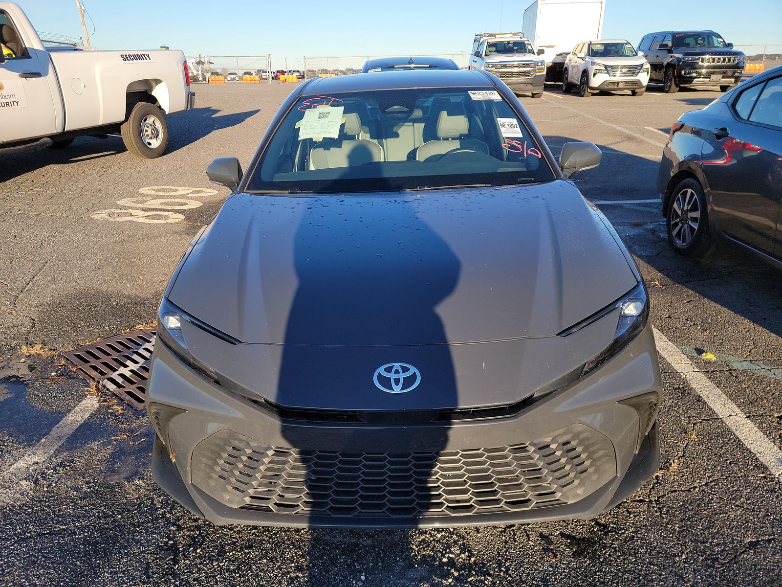 2025 Toyota Camry SE FWD