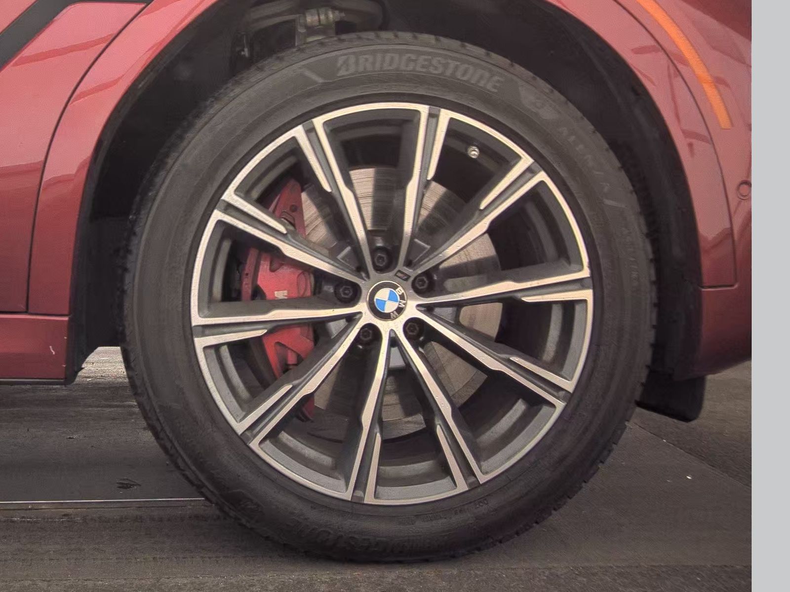 2023 BMW X6 xDrive40i AWD