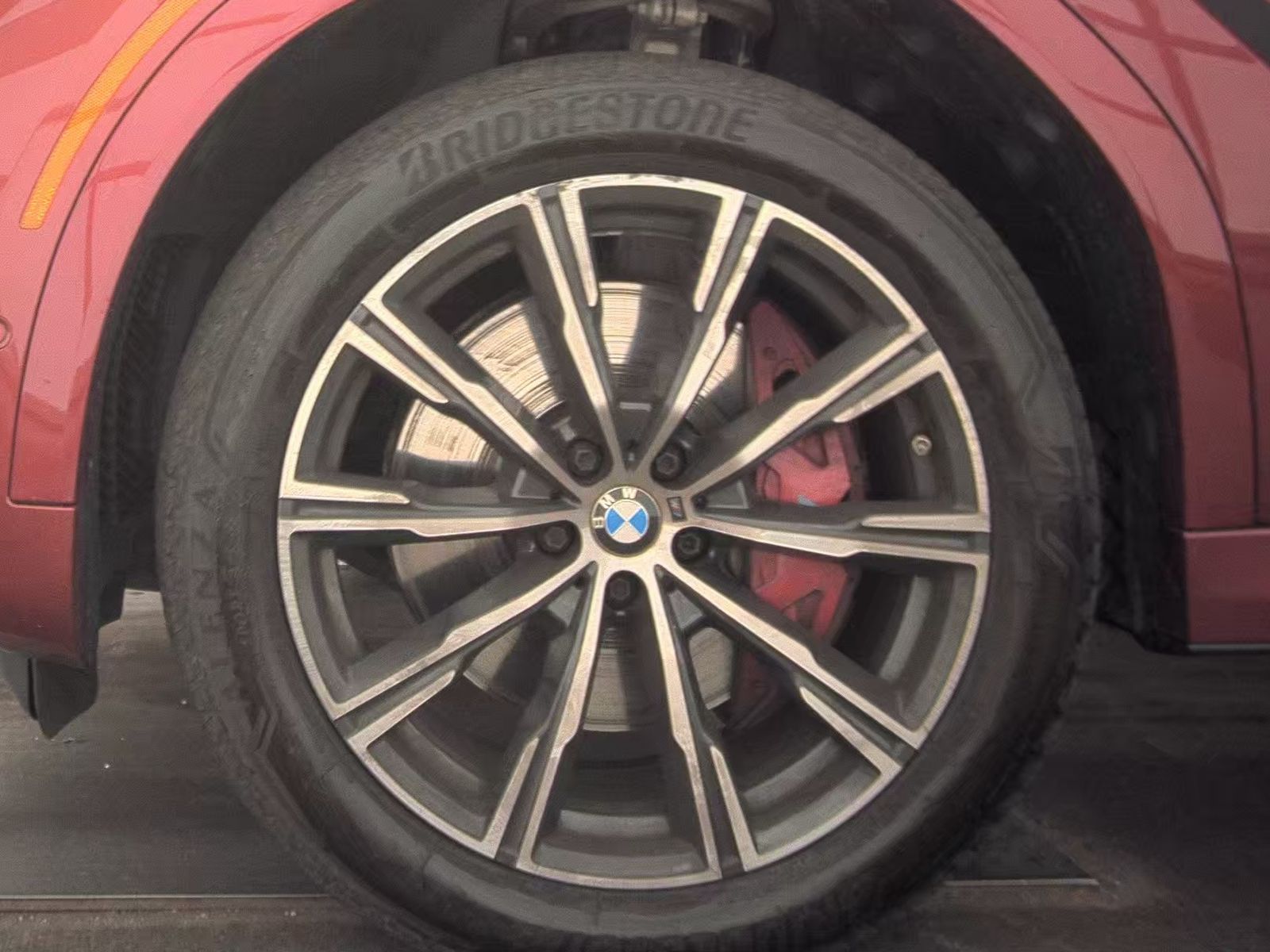 2023 BMW X6 xDrive40i AWD