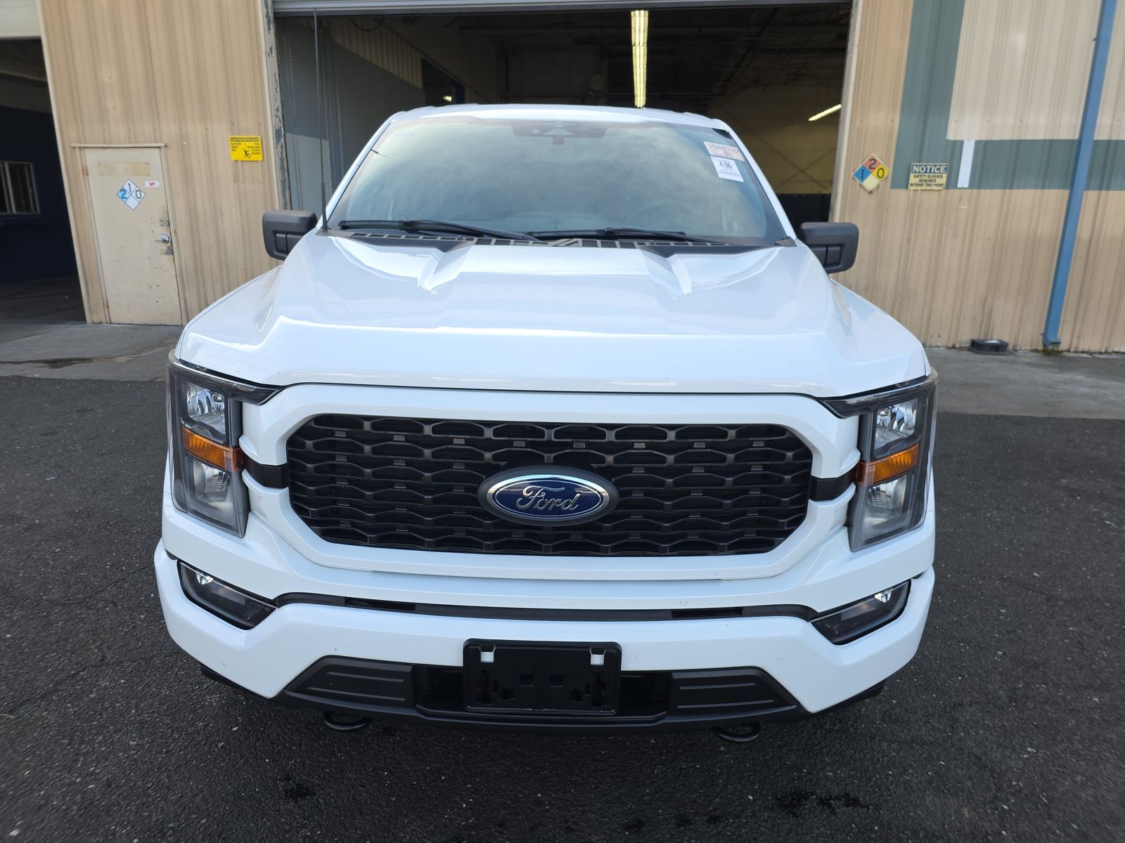2023 Ford F-150 XL AWD