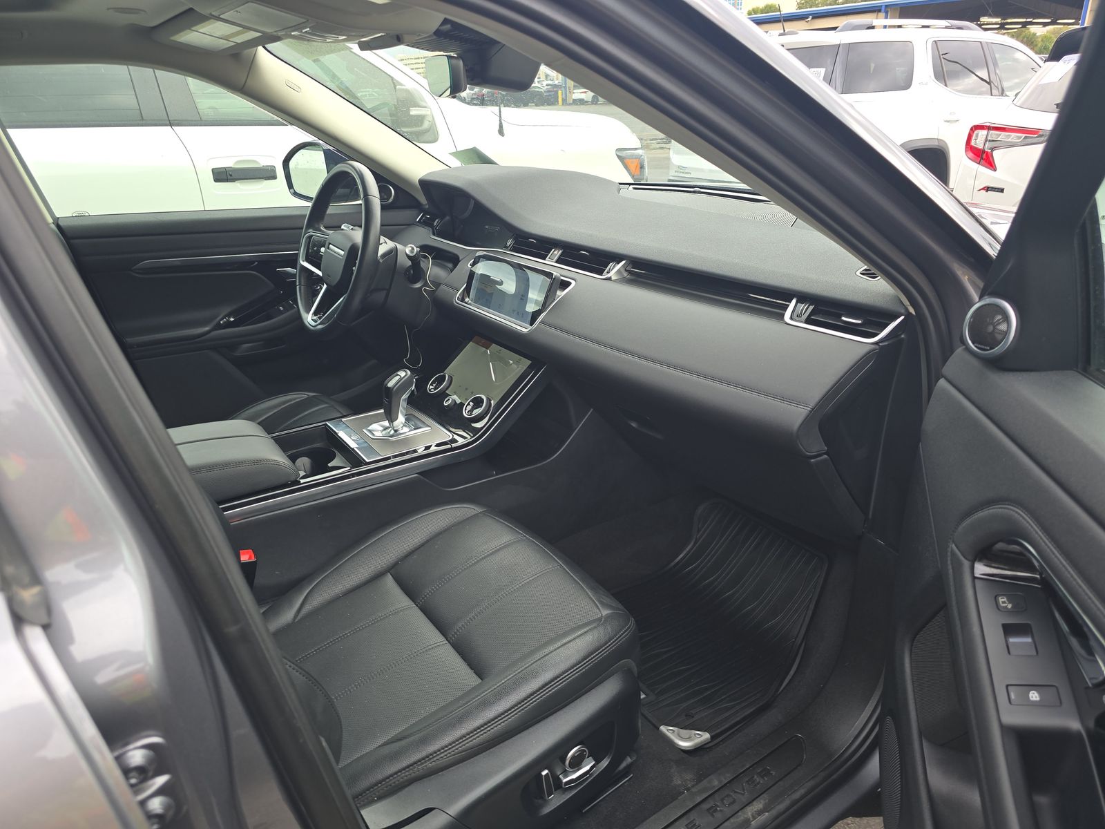 2022 Land Rover Range Rover Evoque SE AWD