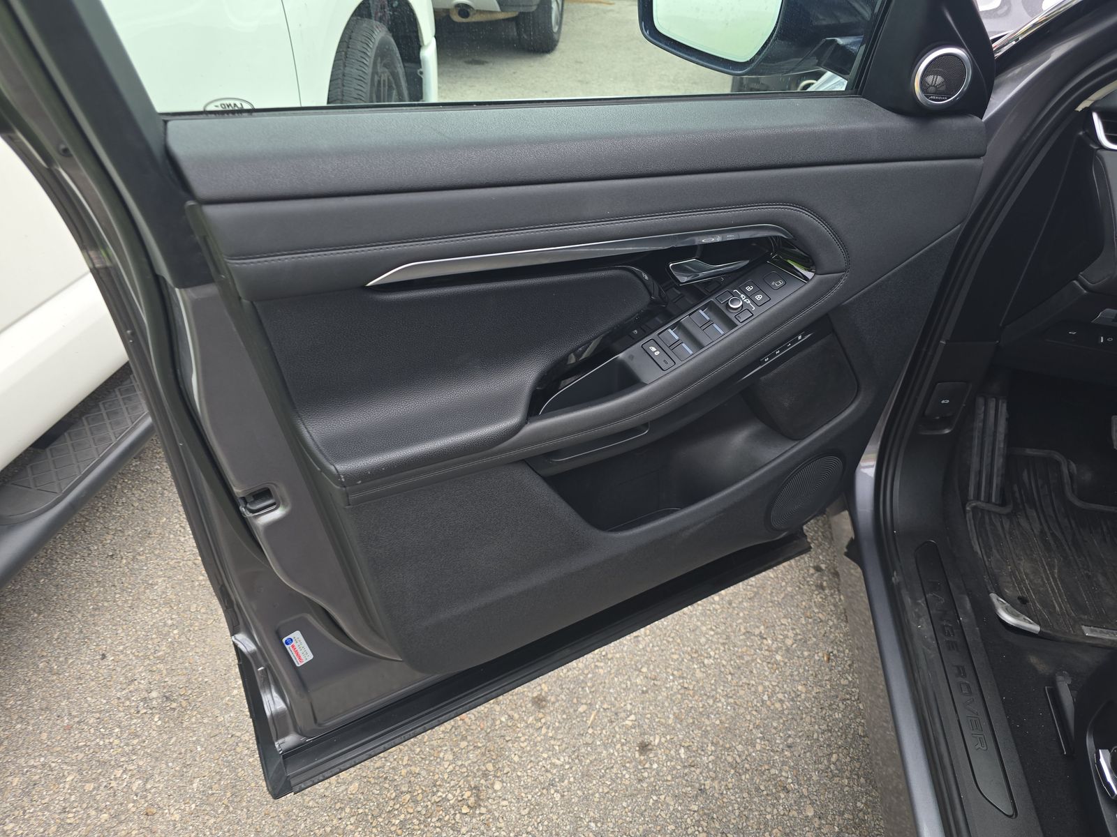 2022 Land Rover Range Rover Evoque SE AWD