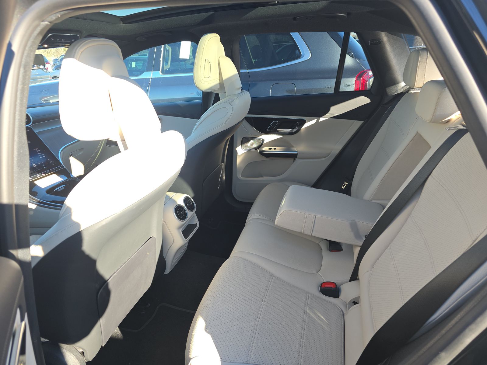 2024 Mercedes-Benz GLC GLC 300 AWD