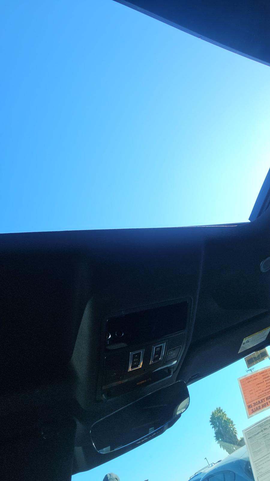 2023 Land Rover Defender 110 SE AWD