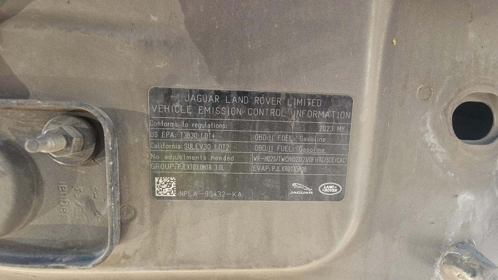 2023 Land Rover Defender 110 SE AWD