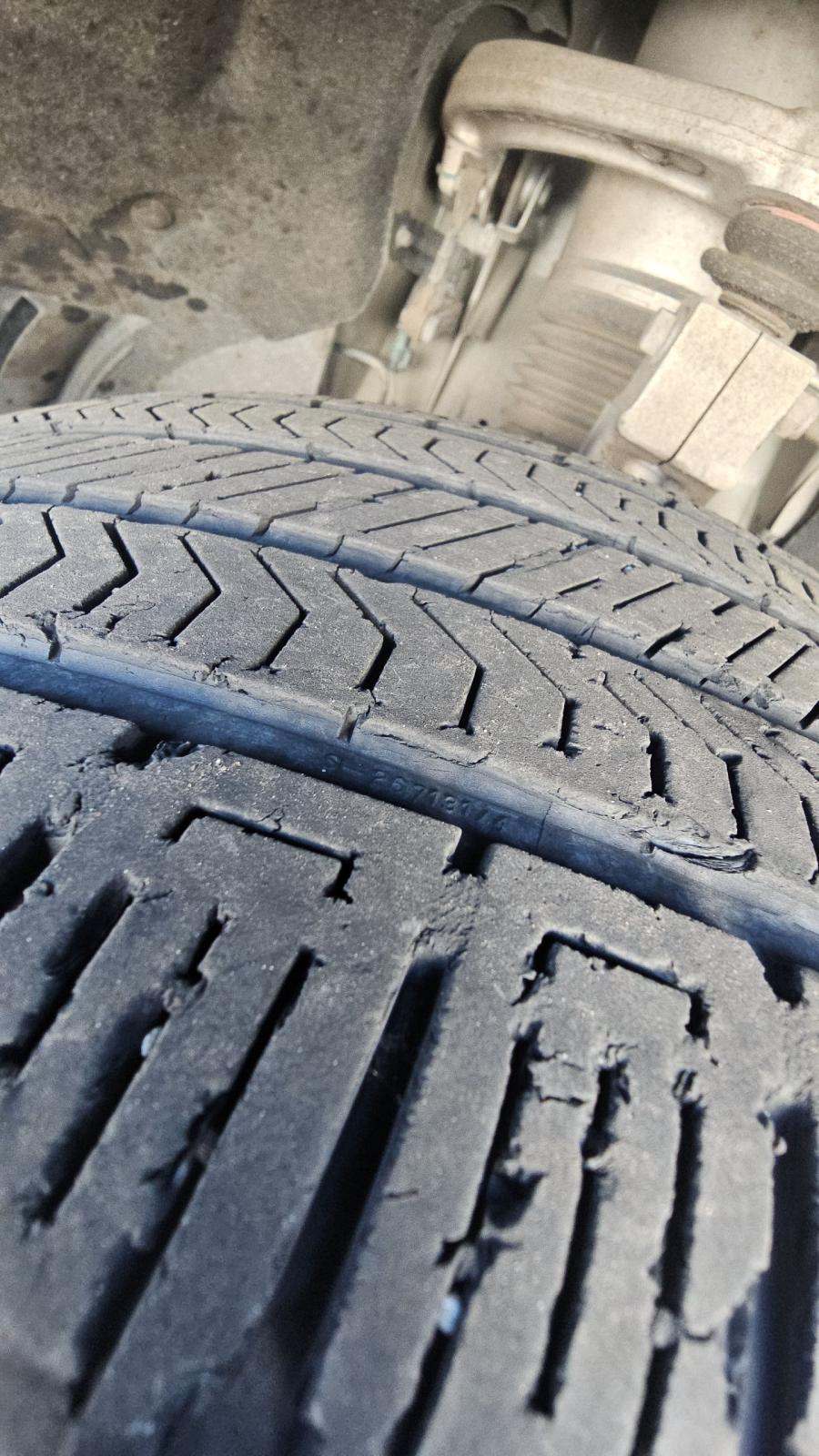 2023 Land Rover Defender 110 SE AWD