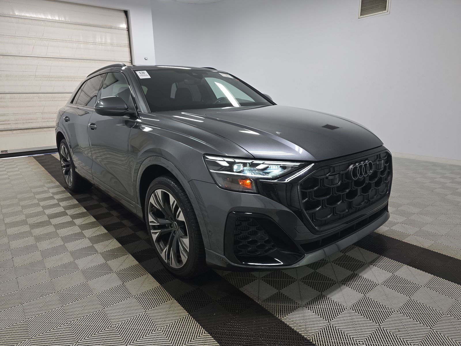 2025 Audi Q8 Premium Plus AWD