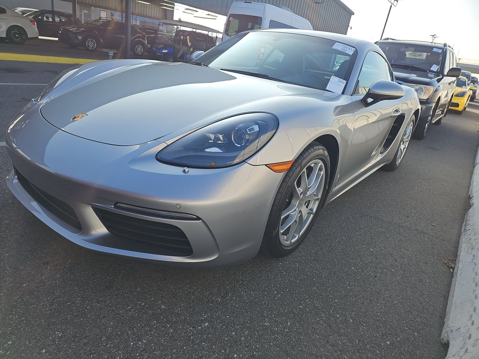 2022 Porsche 718 Cayman Base RWD