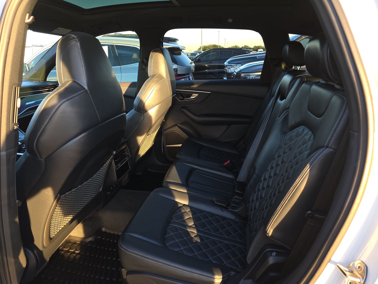 2023 Audi SQ7 Premium Plus AWD