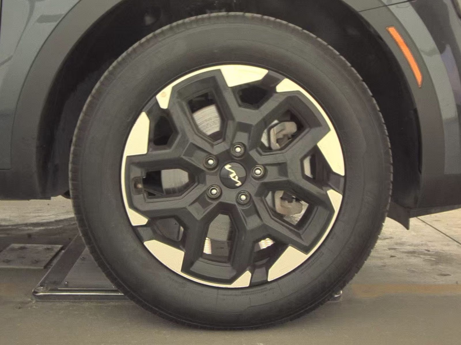 2024 Kia Sorento S AWD