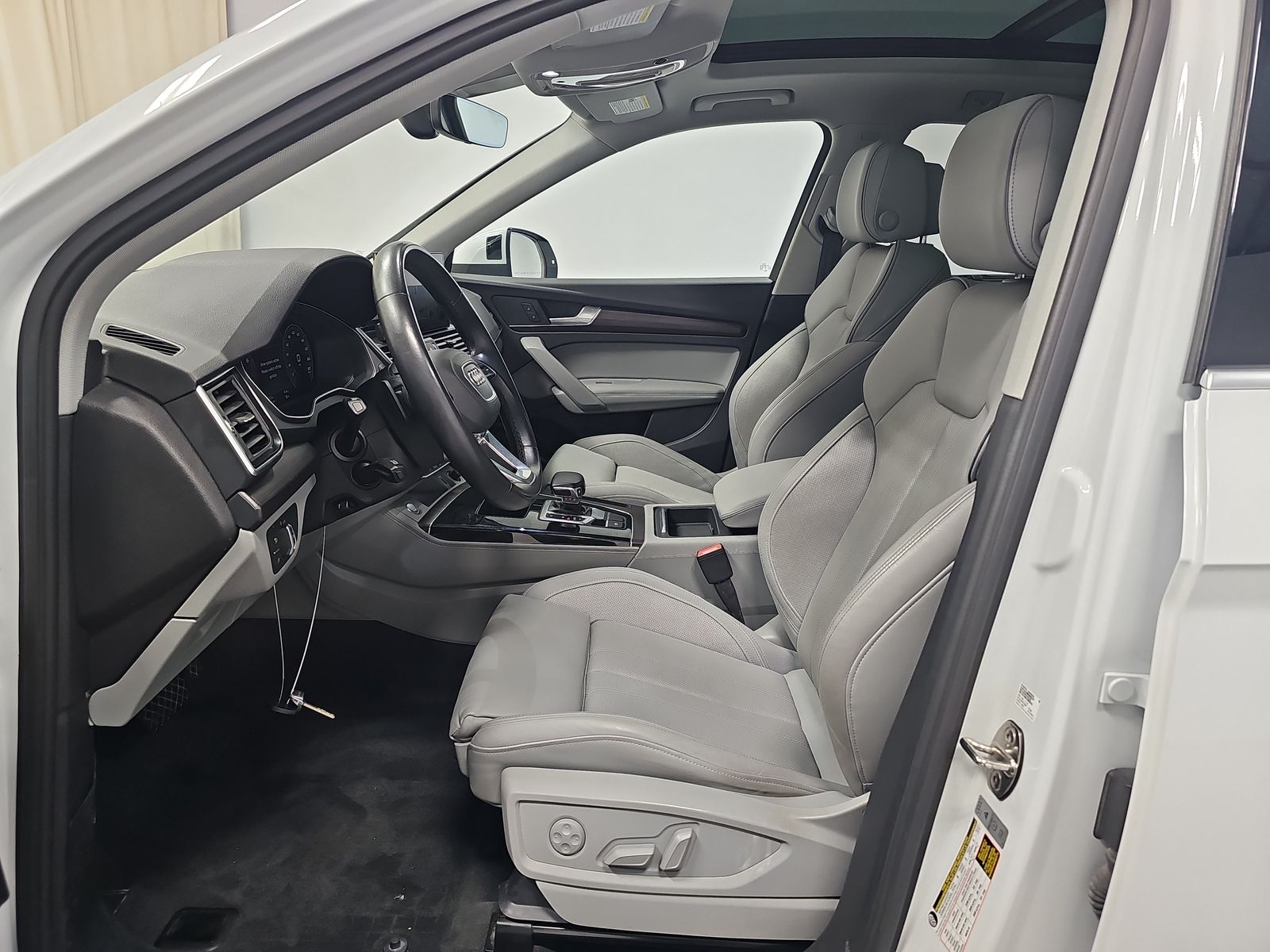 2022 Audi Q5 S line Premium Plus AWD