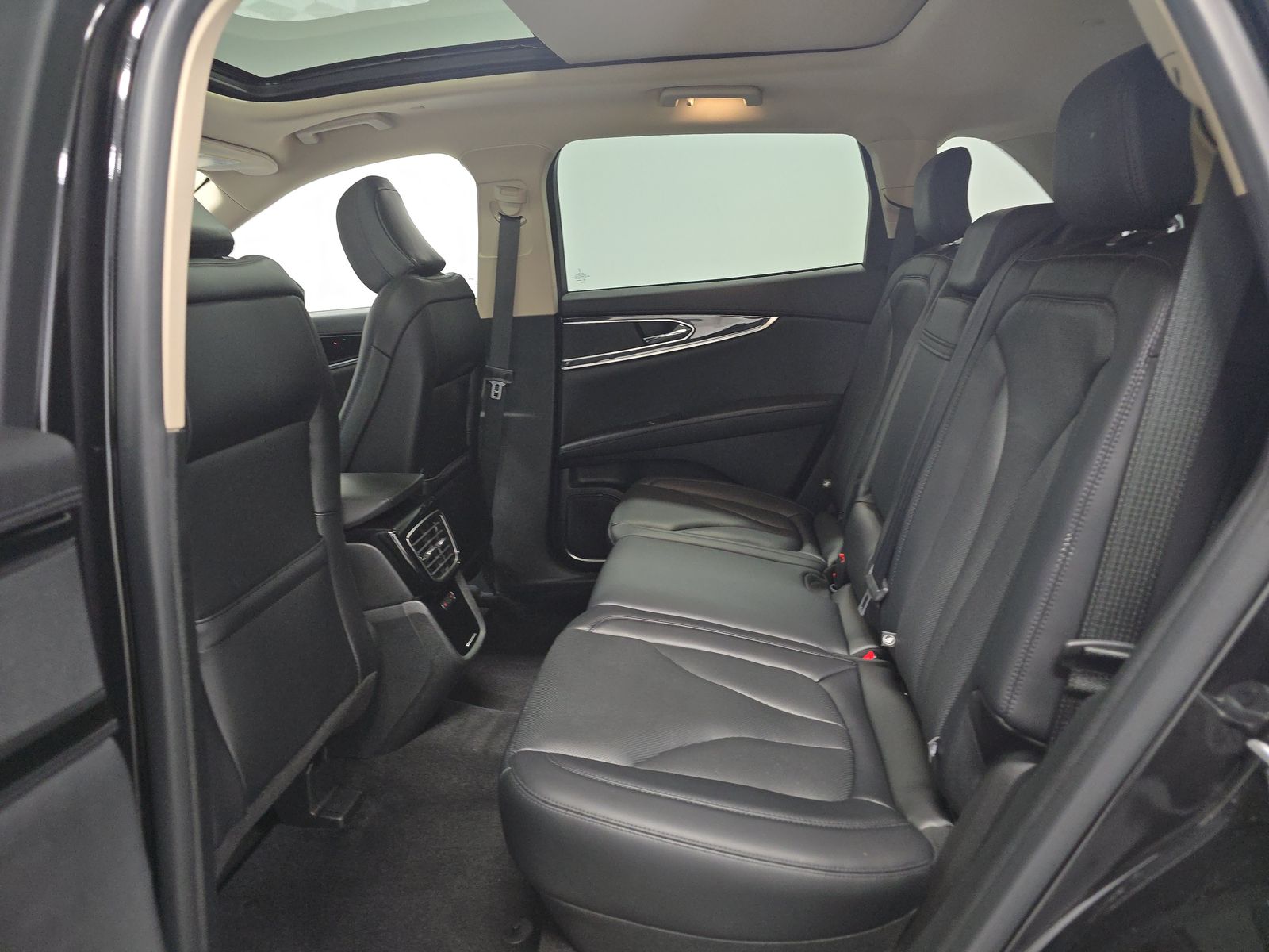 2022 Lincoln Nautilus Reserve AWD