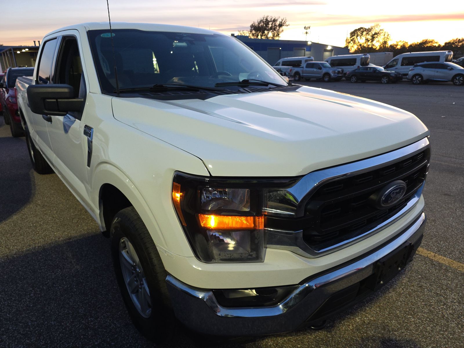 2023 Ford F-150 XLT AWD