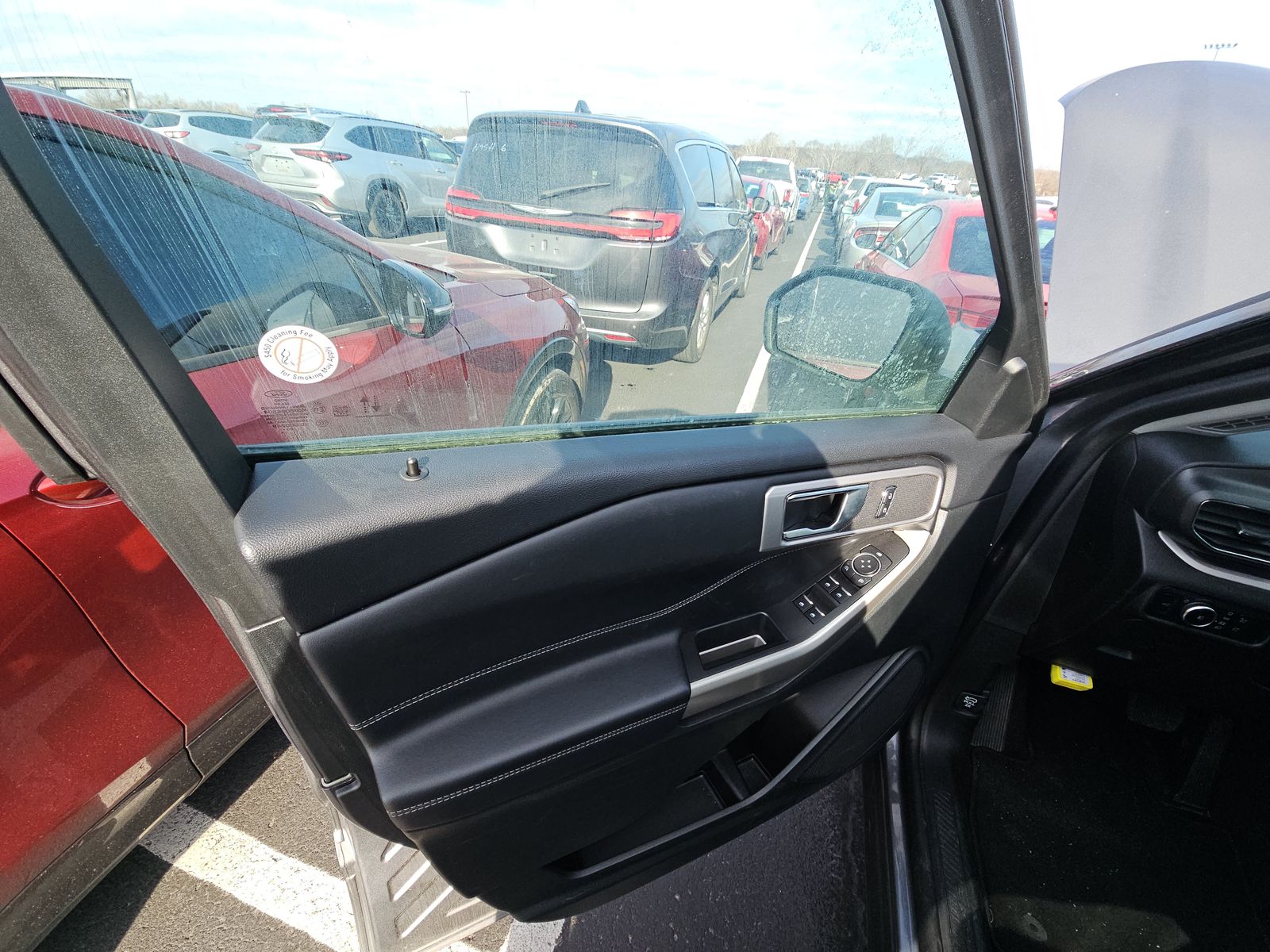 2024 Ford Explorer XLT RWD