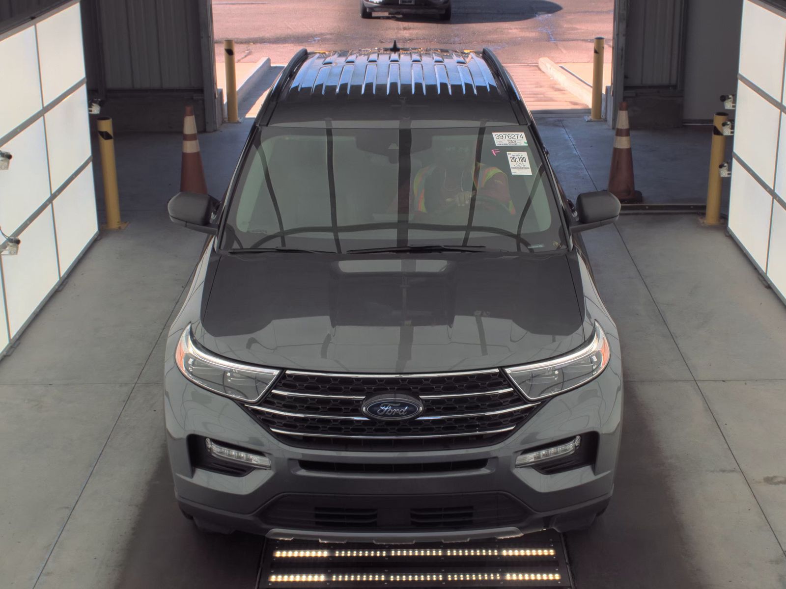 2024 Ford Explorer XLT RWD