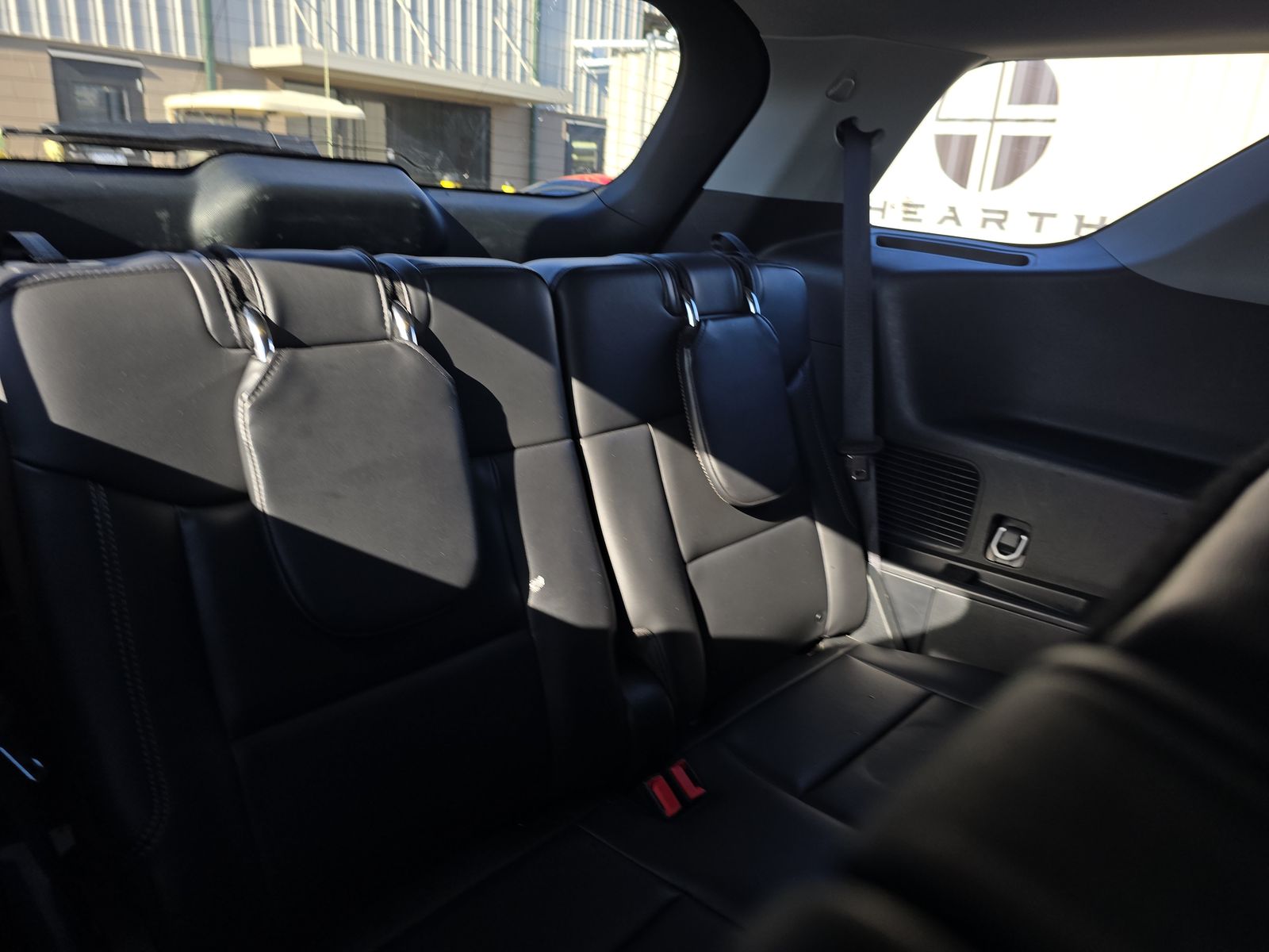 2024 Ford Explorer XLT RWD