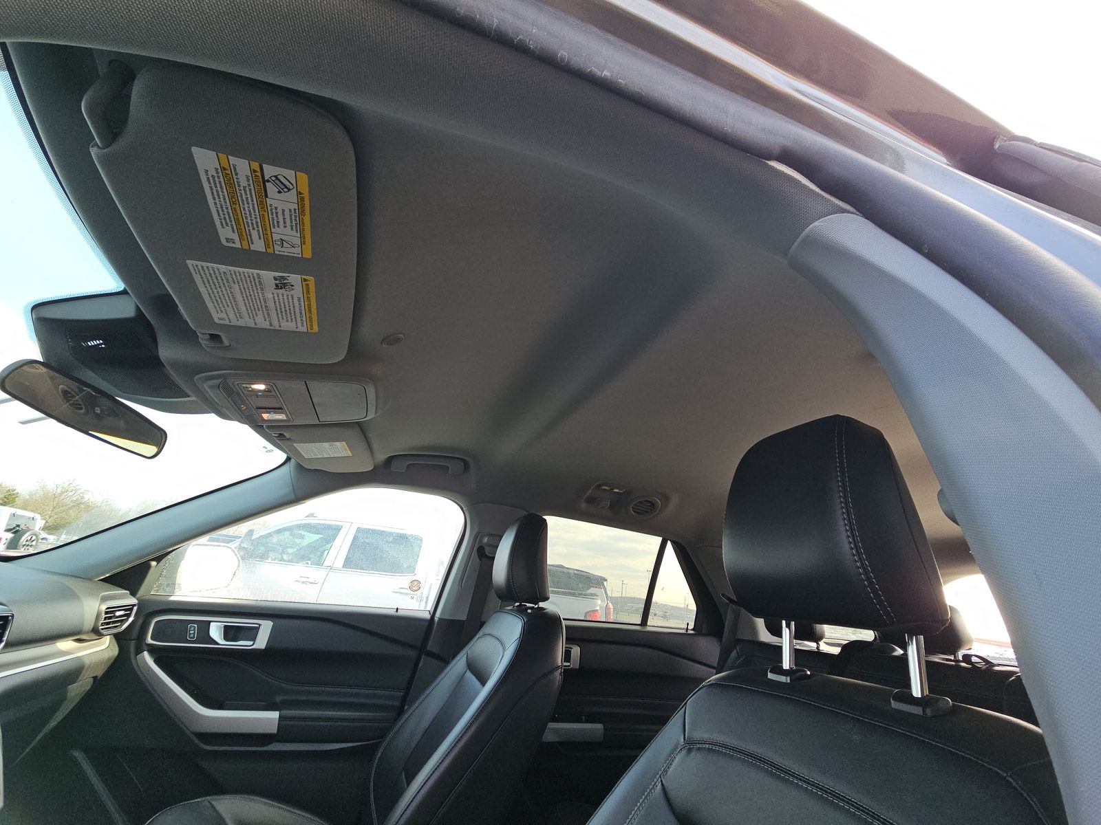 2024 Ford Explorer XLT RWD