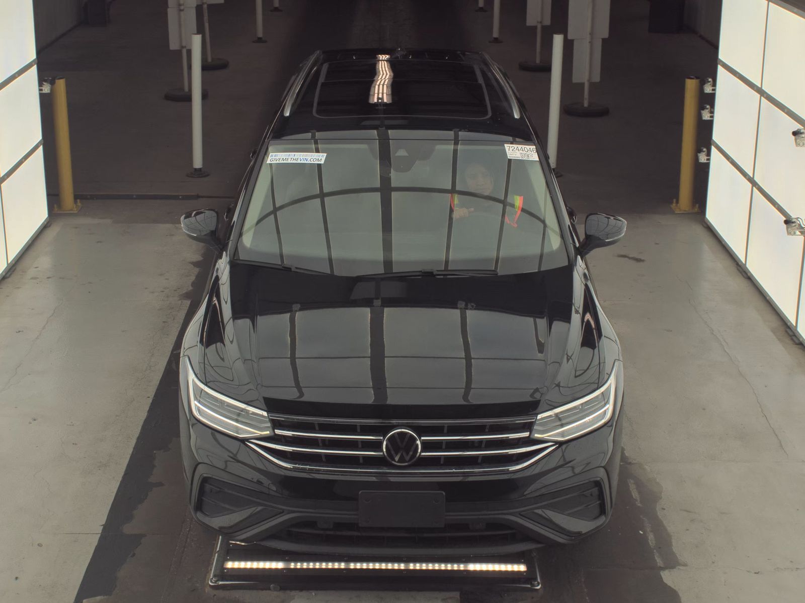 2022 Volkswagen Tiguan 2.0T SE AWD