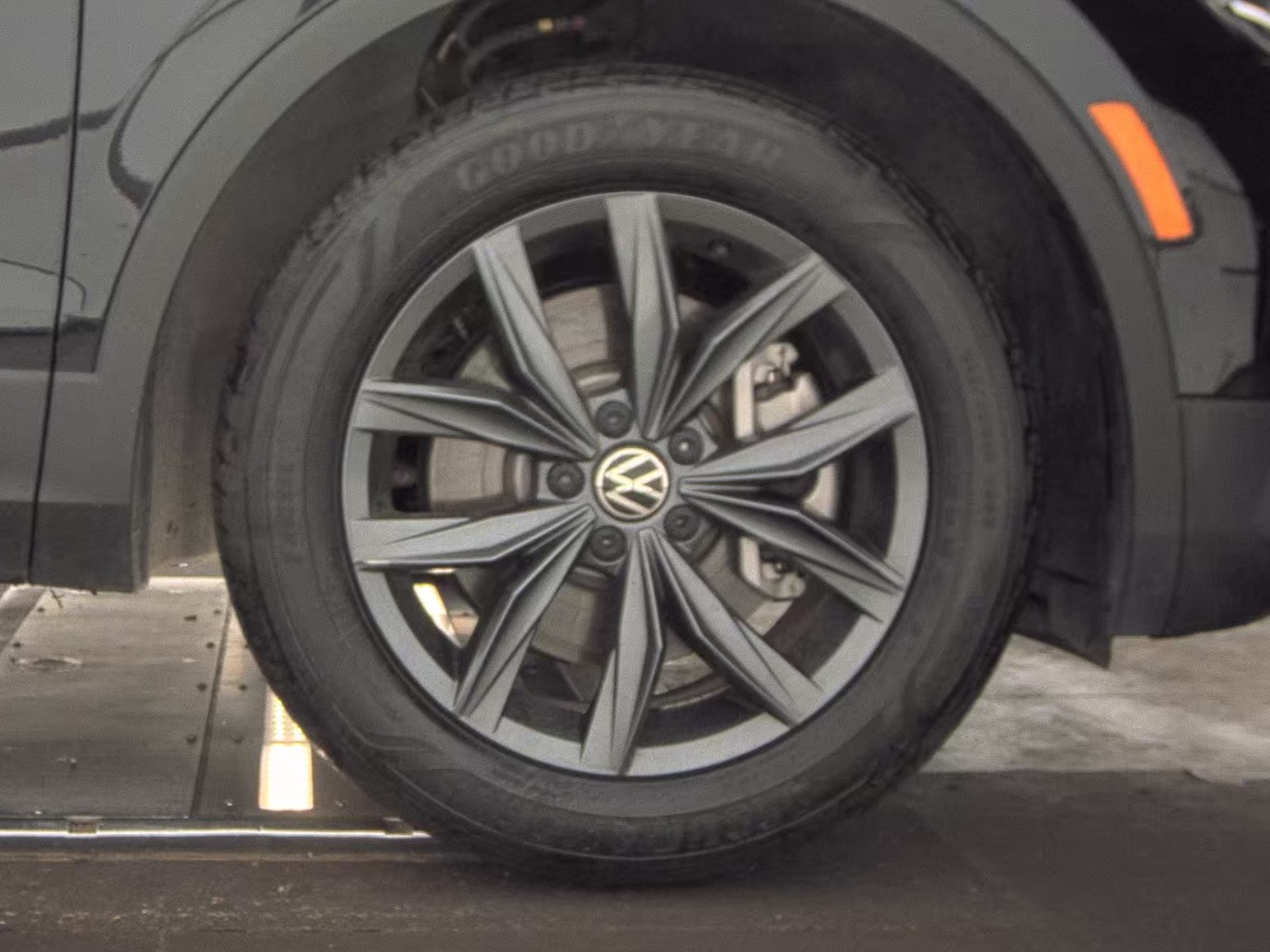 2022 Volkswagen Tiguan 2.0T SE AWD