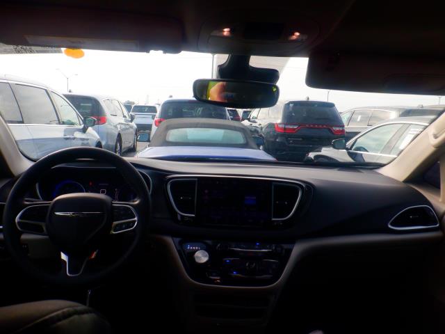 2024 Chrysler Pacifica Touring L FWD