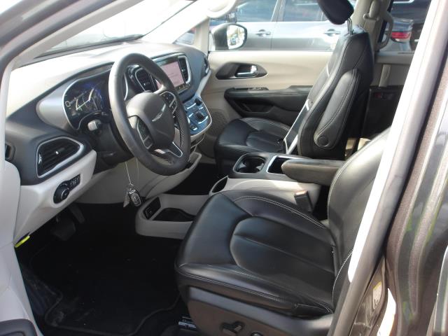 2023 Chrysler Pacifica Touring L FWD