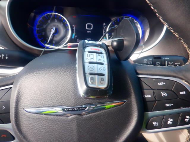 2023 Chrysler Pacifica Touring L FWD