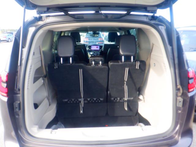 2023 Chrysler Pacifica Touring L FWD