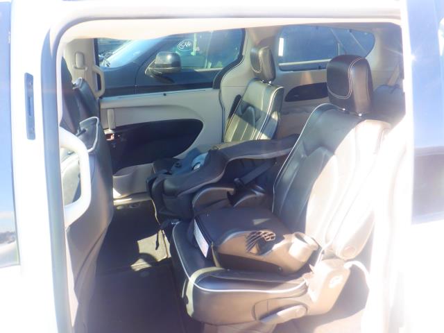 2023 Chrysler Pacifica Limited FWD