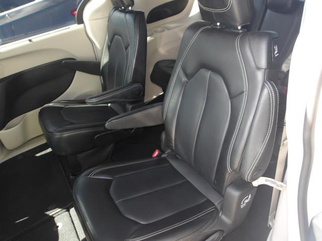 2023 Chrysler Pacifica Touring L FWD