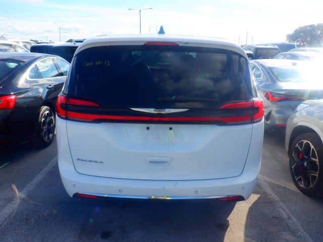 2023 Chrysler Pacifica Touring FWD