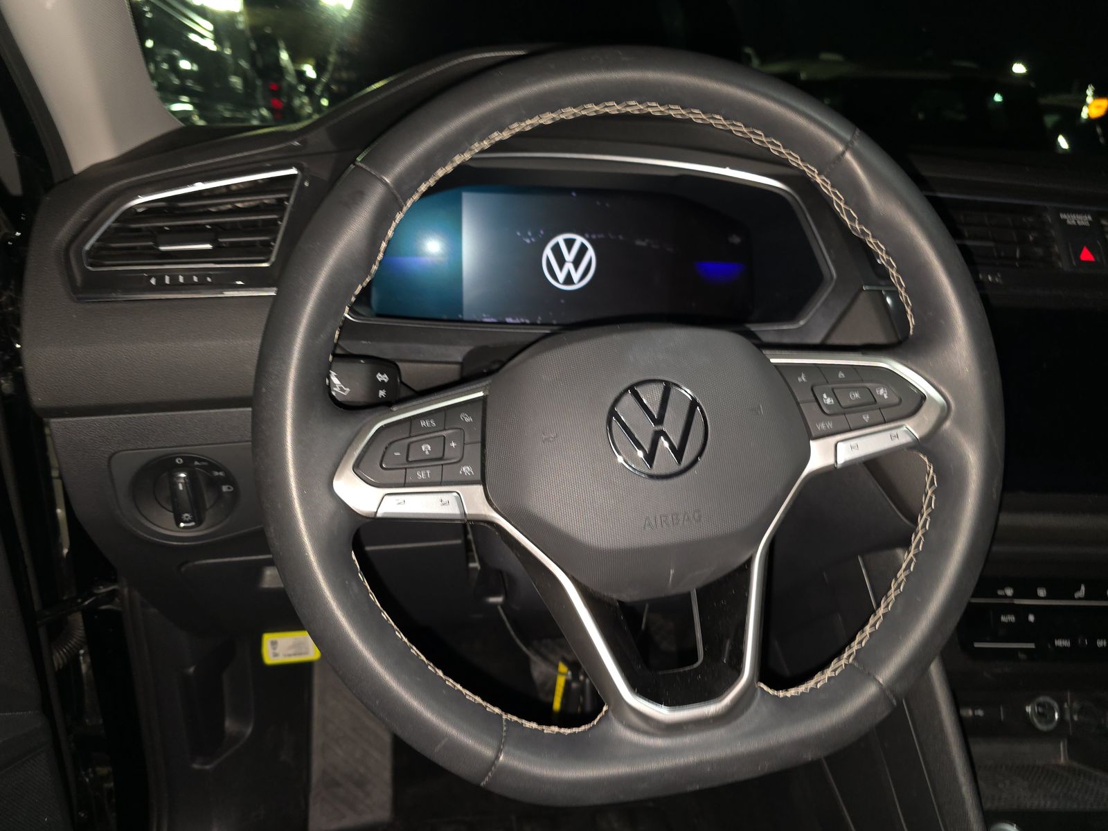 2022 Volkswagen Tiguan 2.0T SE AWD