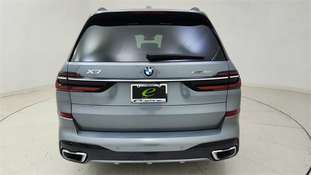 2023 BMW X7 xDrive40i AWD