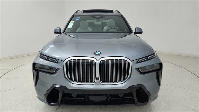 2023 BMW X7 xDrive40i AWD