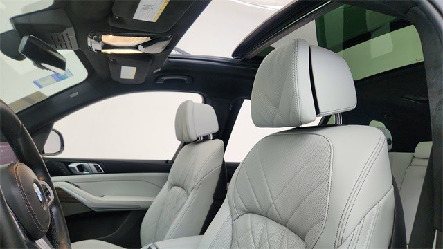 2023 BMW X7 xDrive40i AWD