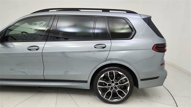 2023 BMW X7 xDrive40i AWD