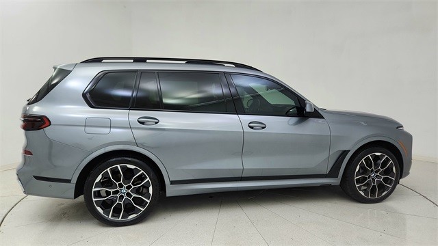 2023 BMW X7 xDrive40i AWD