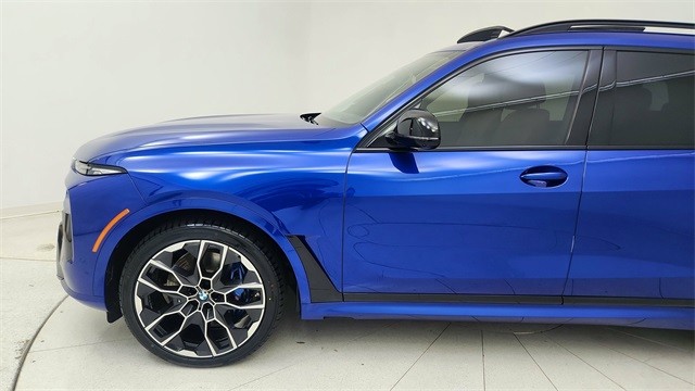 2025 BMW X7 M60i AWD